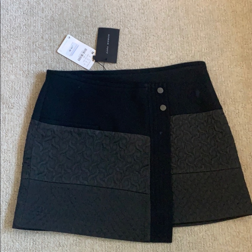 Women’s wrap skirt.